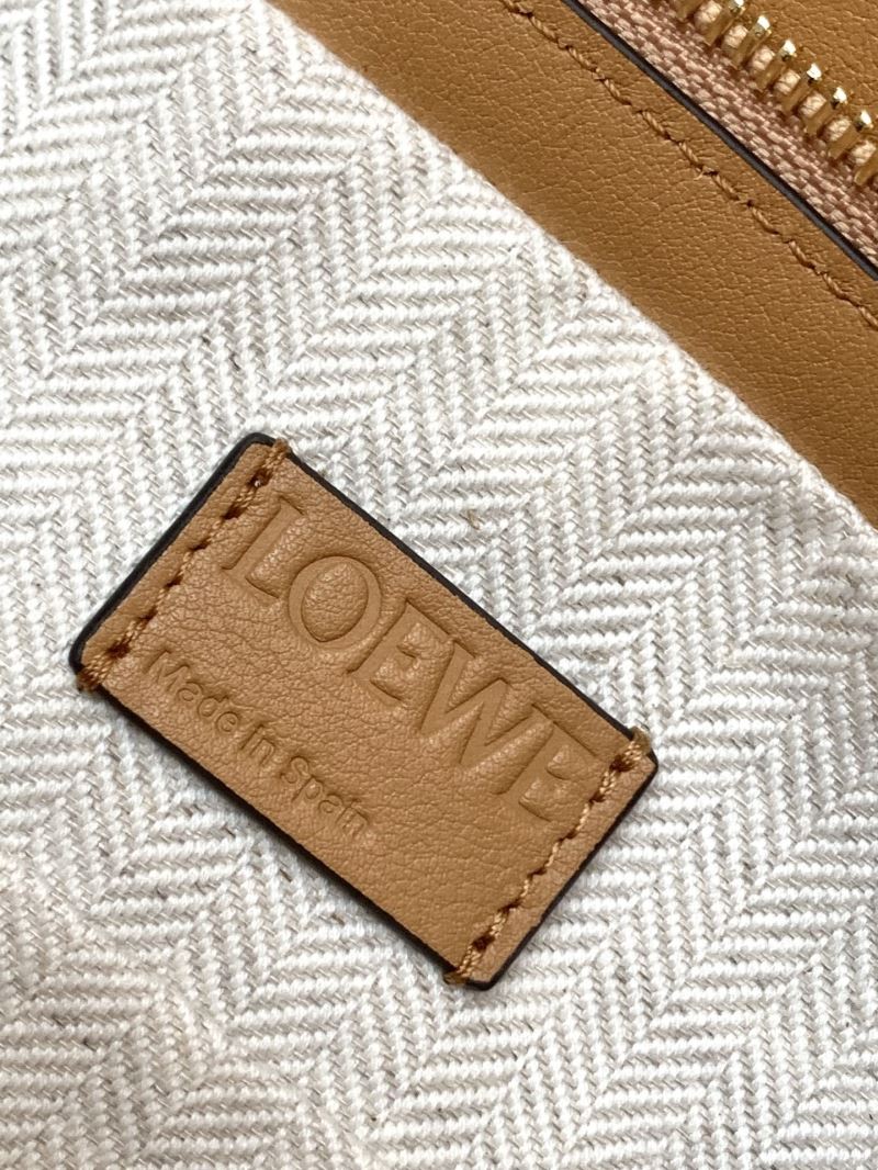 Loewe Puzzle Bags